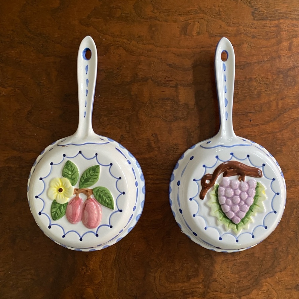 Fruit Frying Pans Vintage Sigma Ceramic Kitchen Wall hangings grapes plums